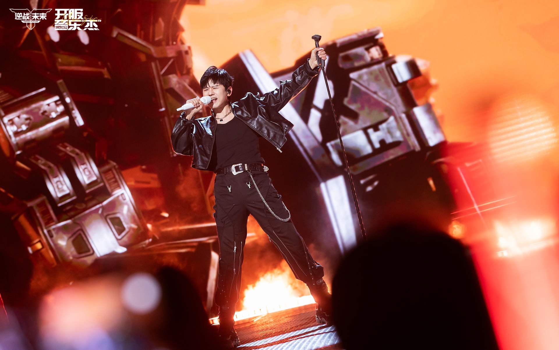 《逆战：未来》开服音乐“杰”圆满收官 引领游戏跨界新篇章[图3]
